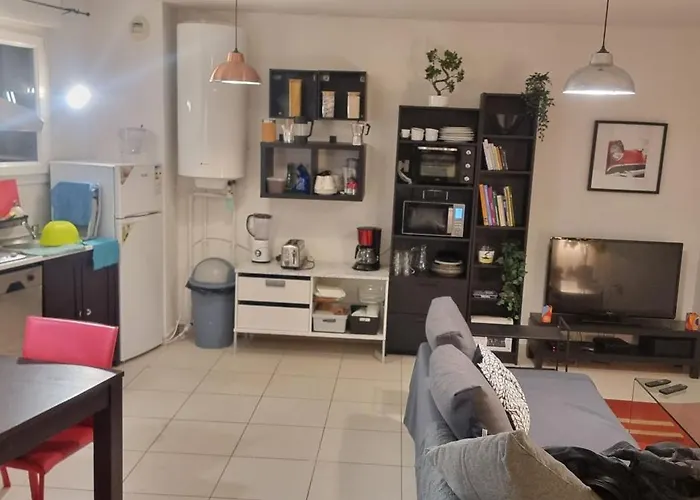 Bem Eluminado E Vista *